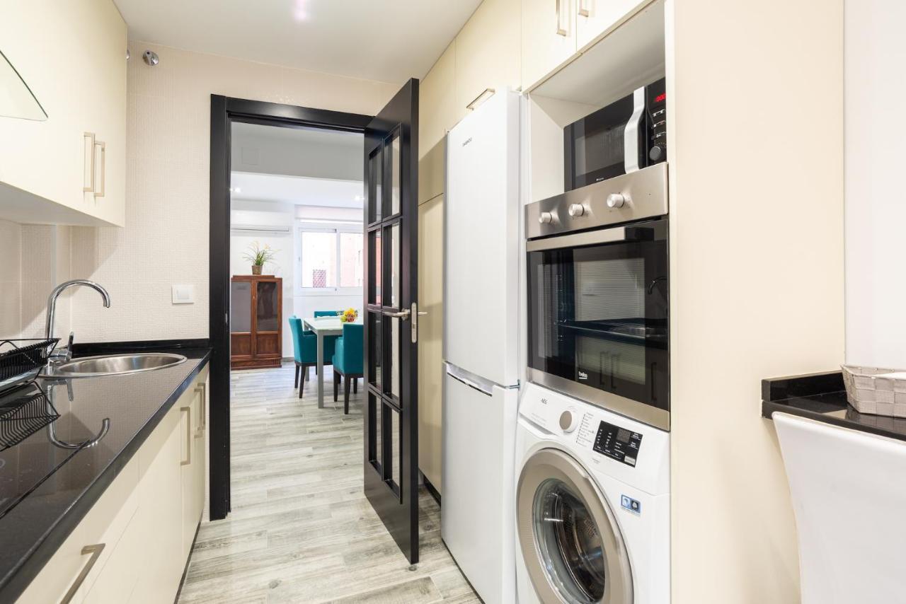 Faro, Bonito Apartamento En La Malagueta Málaga Extérieur photo